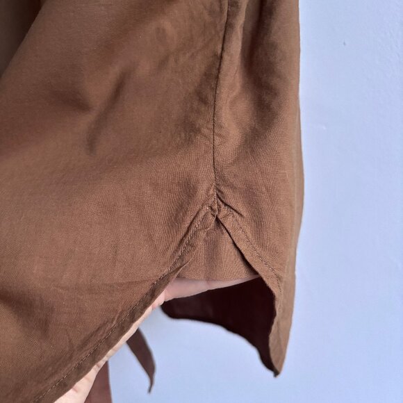 SzM Citizens of Humanity Cap-Sleeve Blouse in Mocha Mousse - RUNS LARGE - Picture 4 of 12